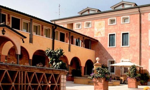 Hotel Il Chiostro Oppeano Kültér fotó